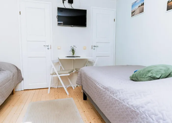 Pensjonat Papli 2 Parnawa